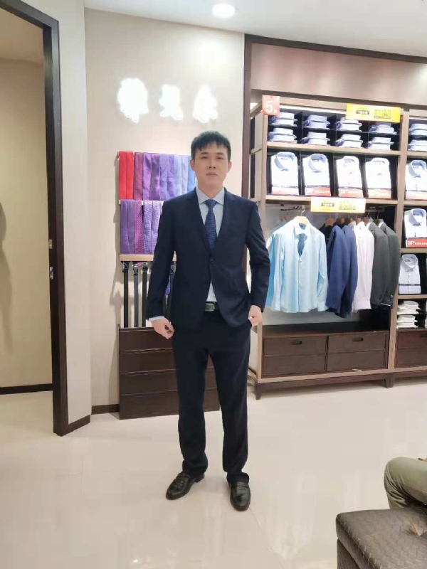 爱的第一张照片--深圳中老年相亲网