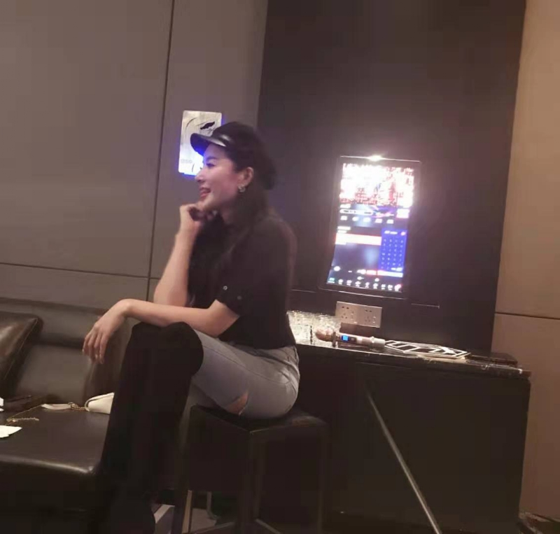婷婷的第三张照片--深圳中老年相亲网
