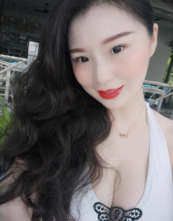 yoyo的第一张照片--深圳中老年相亲网