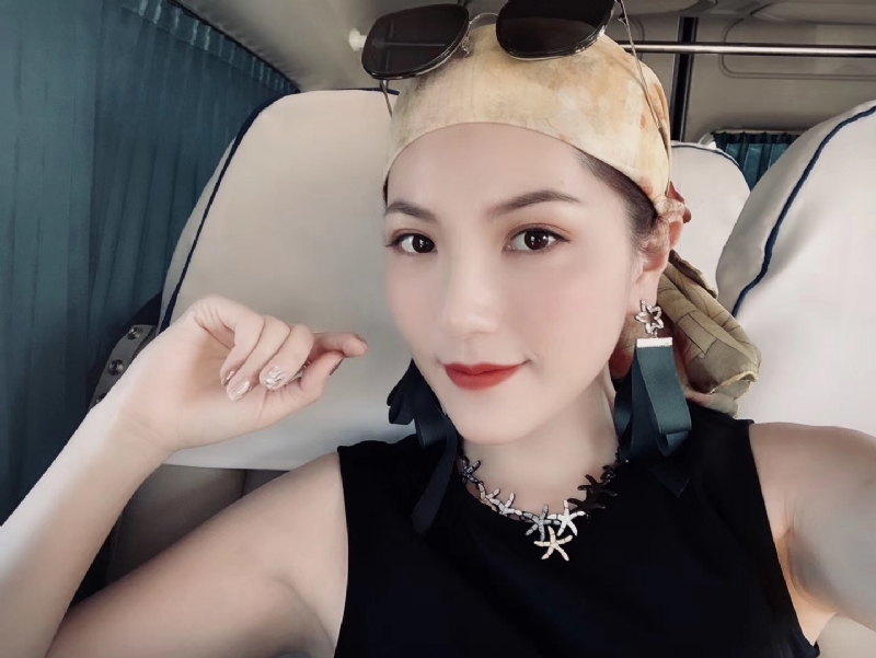 Yulili的第一张照片--深圳中老年相亲网
