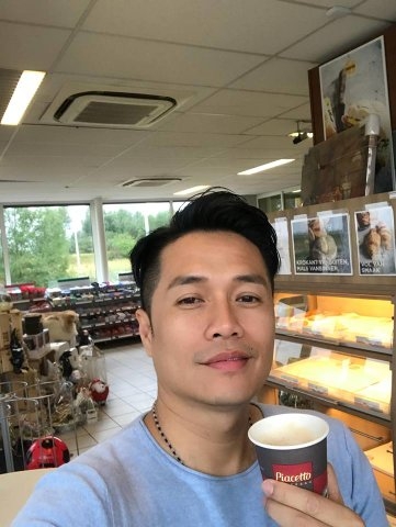 短歌的第一张照片--深圳中老年相亲网
