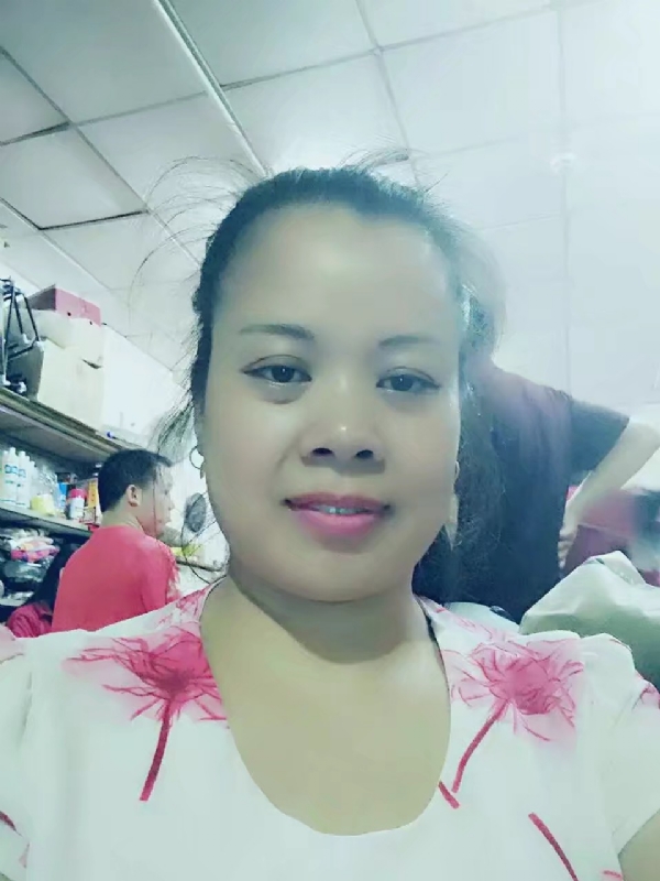 把自己当宝贝的第一张照片--深圳中老年相亲网