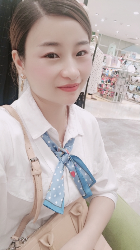 如意的第一张照片--深圳中老年相亲网