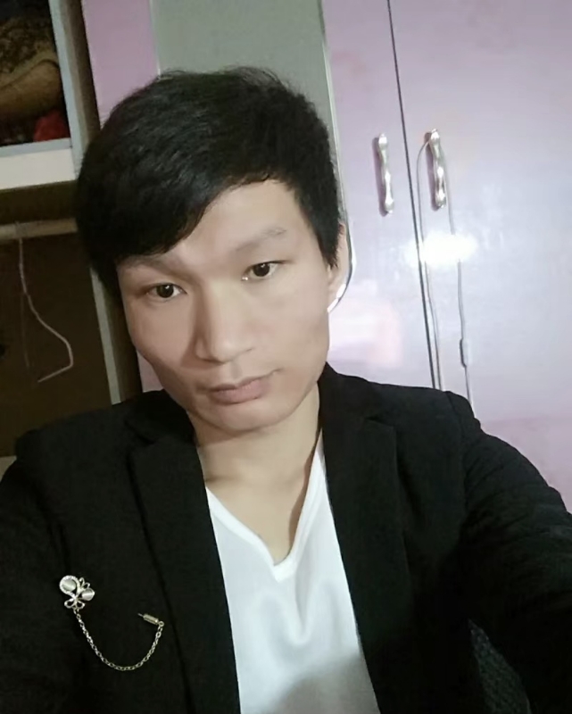 季绍伟的第二张照片--深圳中老年相亲网