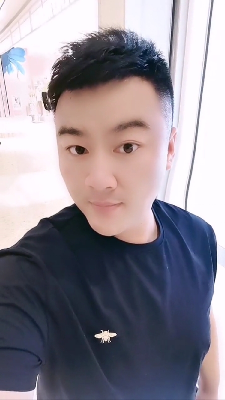 微风徐徐的第二张照片--深圳中老年相亲网