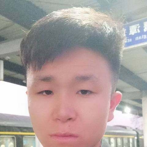 守候幸福的第一张照片--深圳中老年相亲网