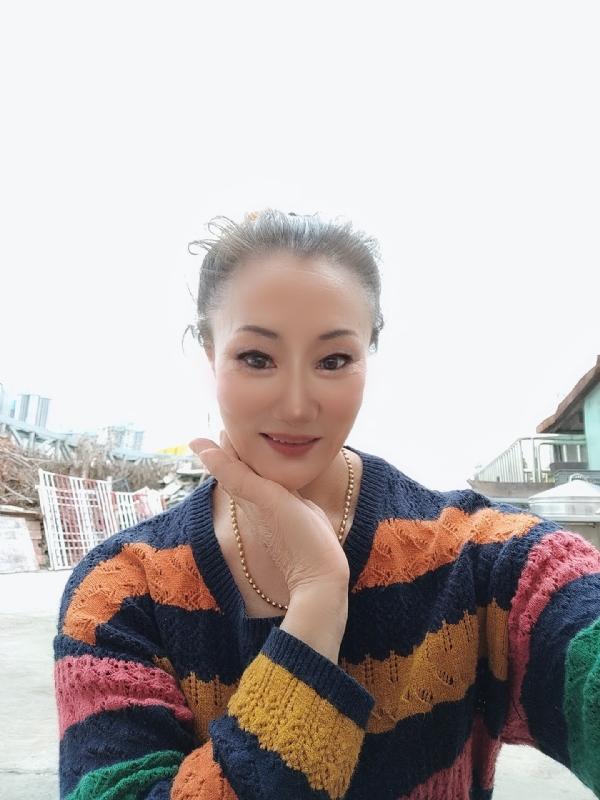 燕子的第四张照片--深圳中老年相亲网