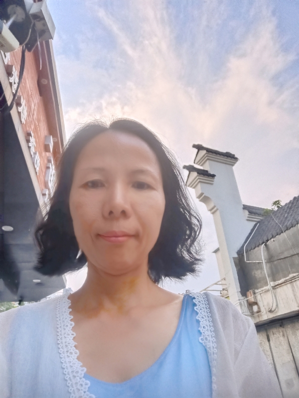 吴敌的第一张照片--深圳中老年相亲网