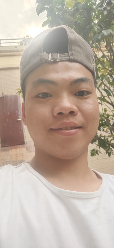 相亲相爱的第一张照片--深圳中老年相亲网