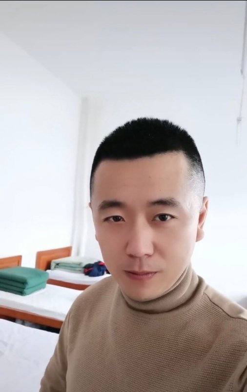 随风的第二张照片--深圳中老年相亲网
