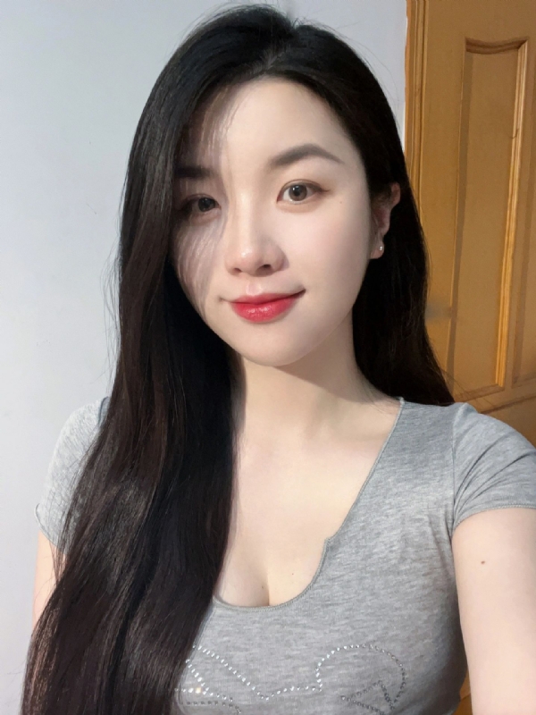 乔乔在寻爱的第一张照片--深圳中老年相亲网