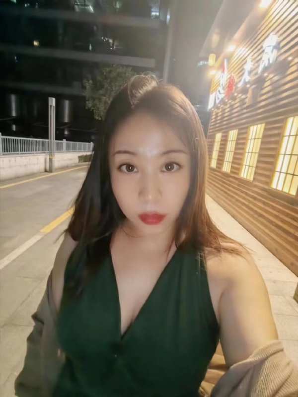 叶子青青的第三张照片--深圳中老年相亲网