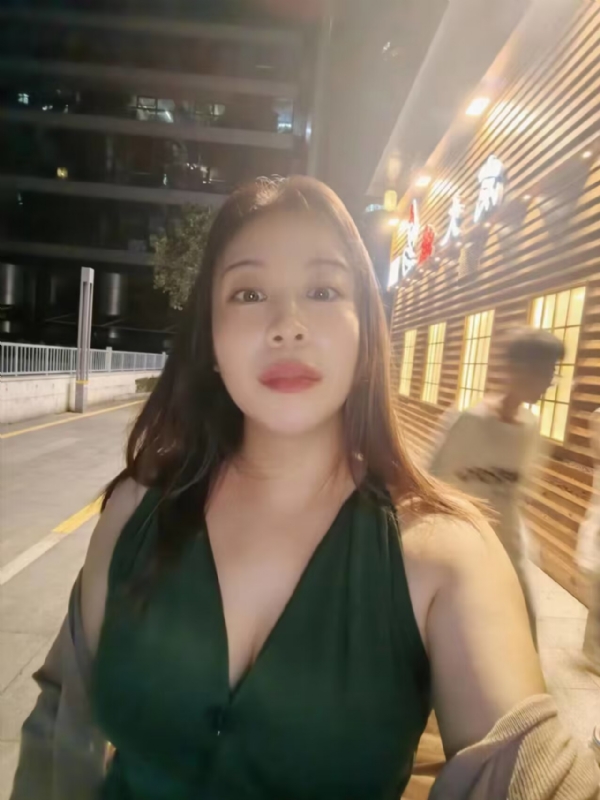叶子青青的第四张照片--深圳中老年相亲网