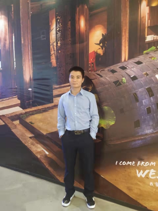 梧桐枫叶的第一张照片--深圳中老年相亲网