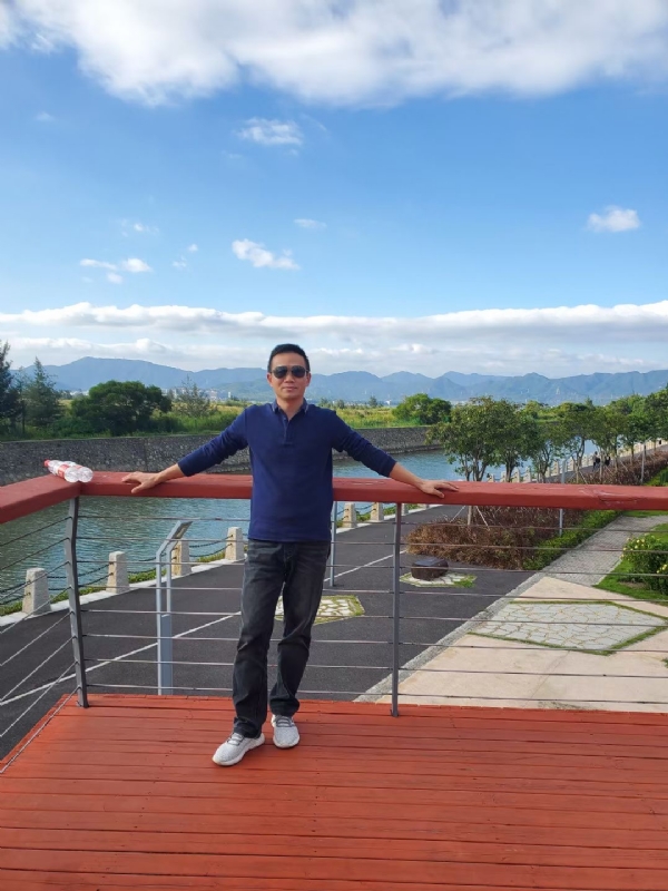 栖凤之木的第三张照片--深圳中老年相亲网