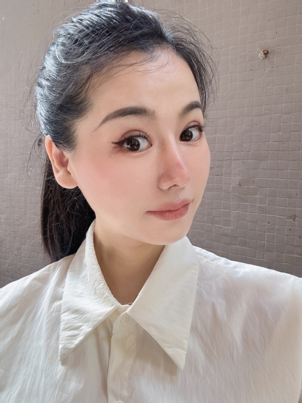 金莉的第二张照片--深圳中老年相亲网