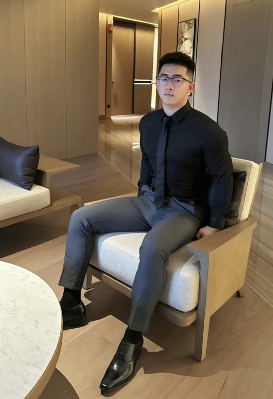 李寒外改英文可家的第一张照片--深圳中老年相亲网