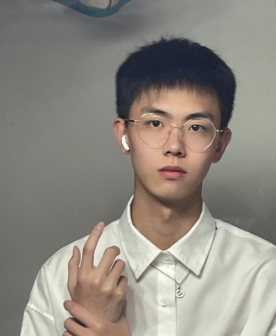 李寒外改英文可家的第二张照片--深圳中老年相亲网