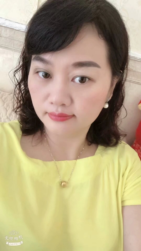 微笑的第一张照片--深圳中老年相亲网
