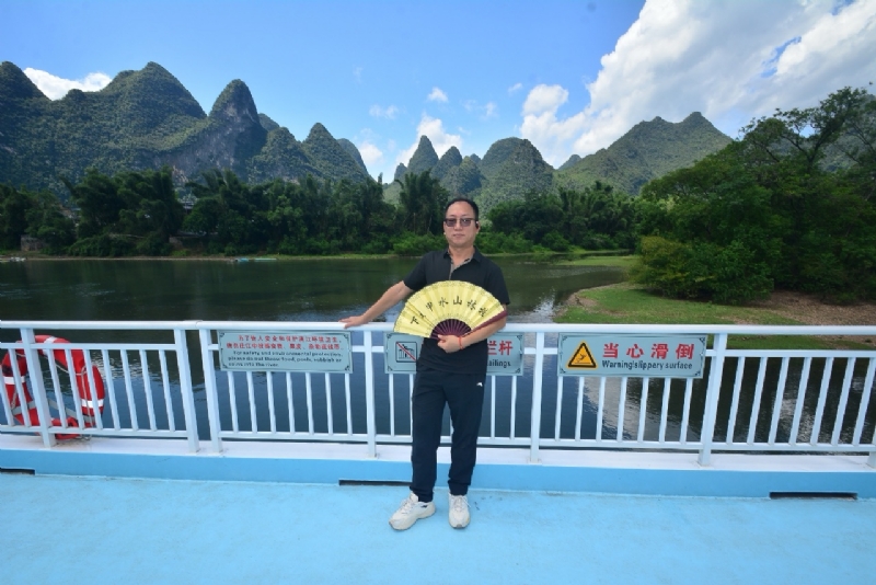 沙漠海的第四张照片--深圳中老年相亲网